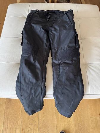 Pantaloni da moto
