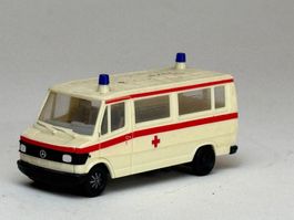 Herpa Mercedes 207 Krankenwagen