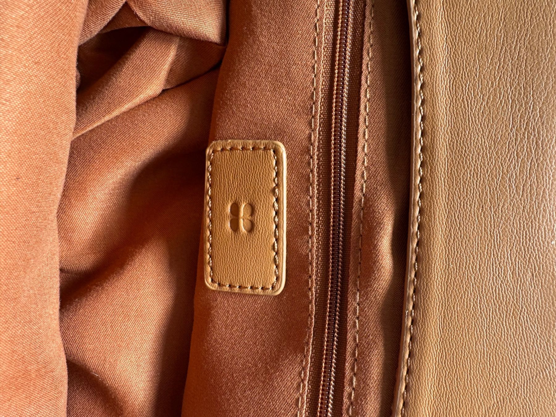 Manor Sacs femmes: Handtasche – Neuf avec emballage d'origine à Geroldswil par ana_rb6t 3