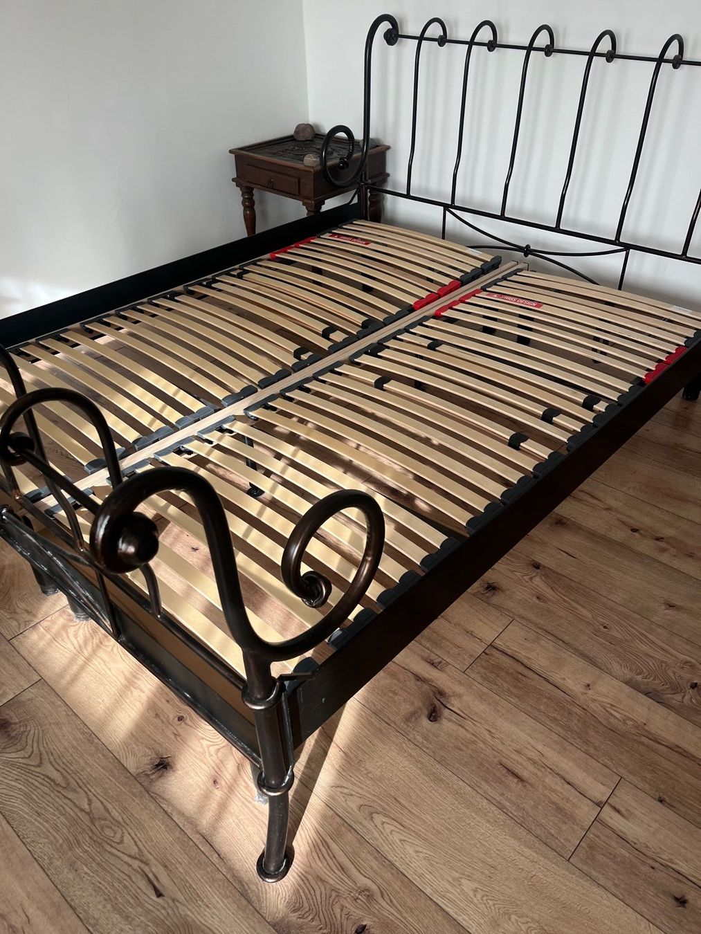 Letti: Bettgestell Mobitare Design – Usato da Weisslingen venduto da Eniclote