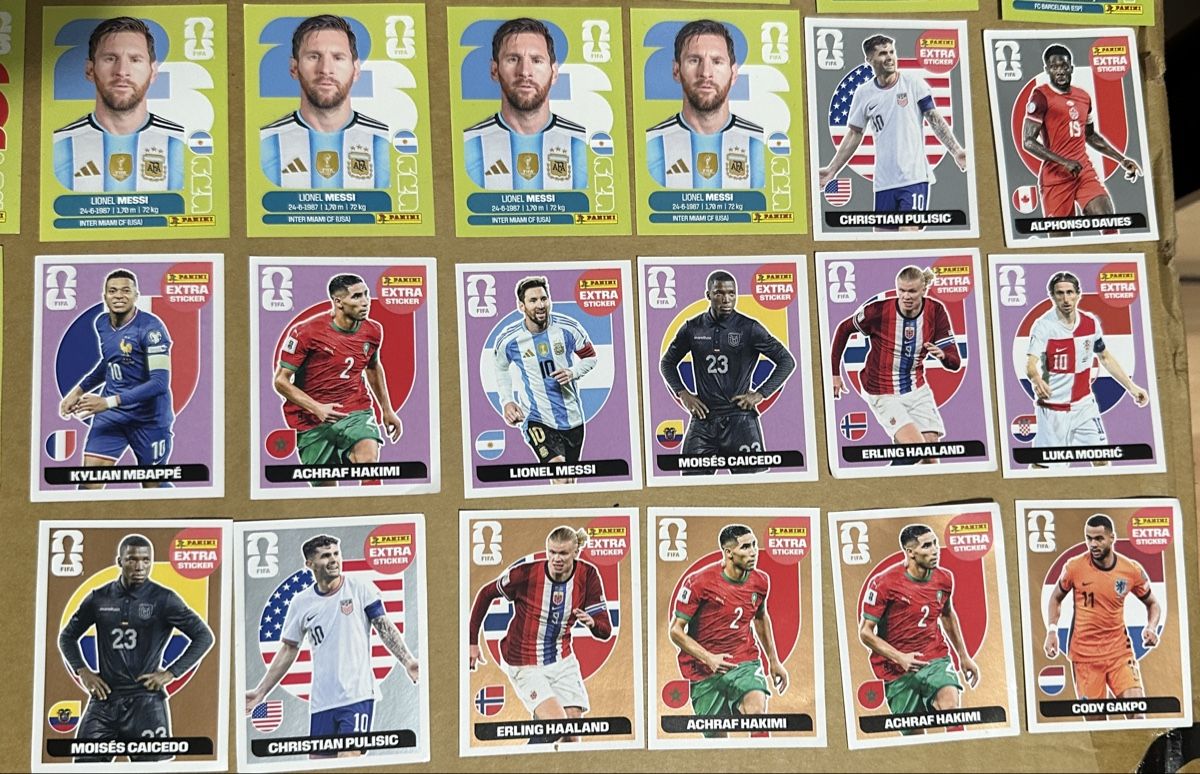 Panini Carte collezionabili: Panini Ronaldo, Yamal, Messi, Mbappe & Extra Sticker. usv. – Nuovo (secondo la descrizione) da Uster venduto da Haki.vhc 1
