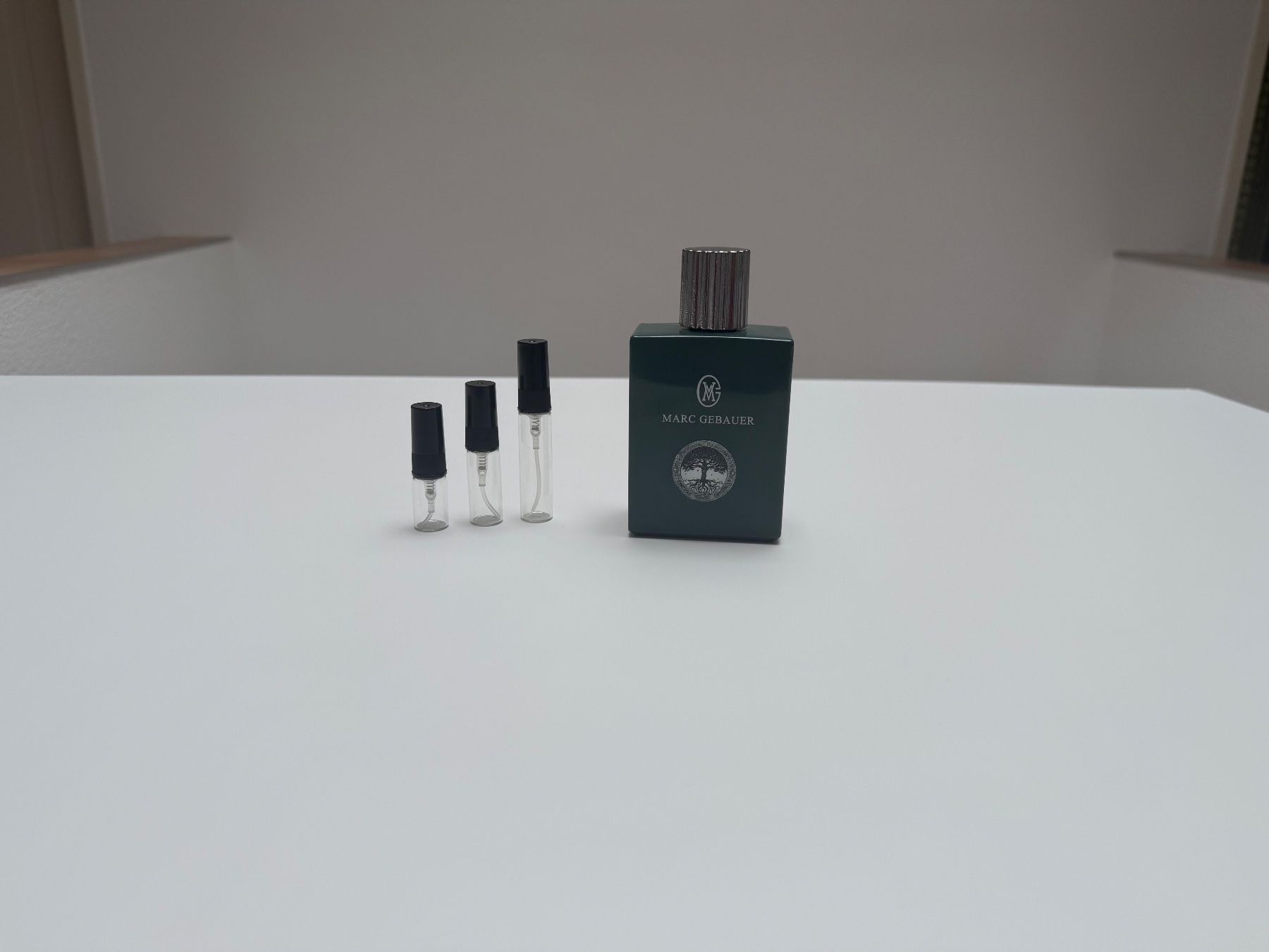 Profumi & Eau de Toilette: Marc Gebauer Private Garden Abfüllung 3ML – Nuovo (secondo la descrizione) da Laufen venduto da pocketscents_ch