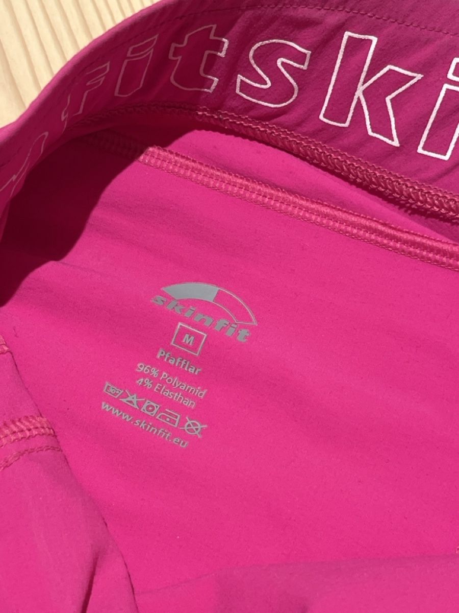 Skinfit Pantaloni: Shorts Skinfit Pfafflar Gr. M – Usato da Illnau venduto da Anook05 2