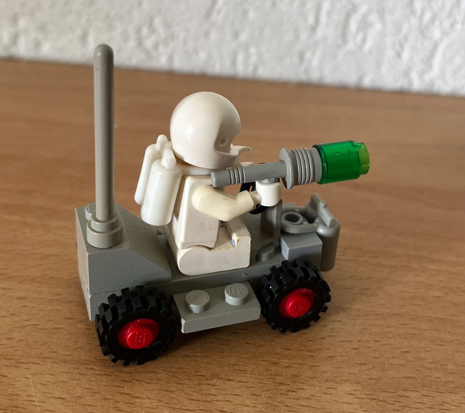 Legoland Kit di costruzioni: Légo 886 "Space" Buggy" de 1979. – Usato da Courgenay venduto da Kolfree 1