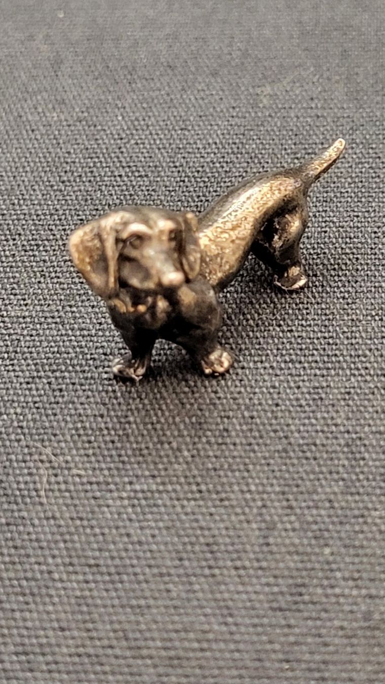 Figurines: Kleiner Metall-Dackel "IX" – D'occasion à Basel par spinne02 4