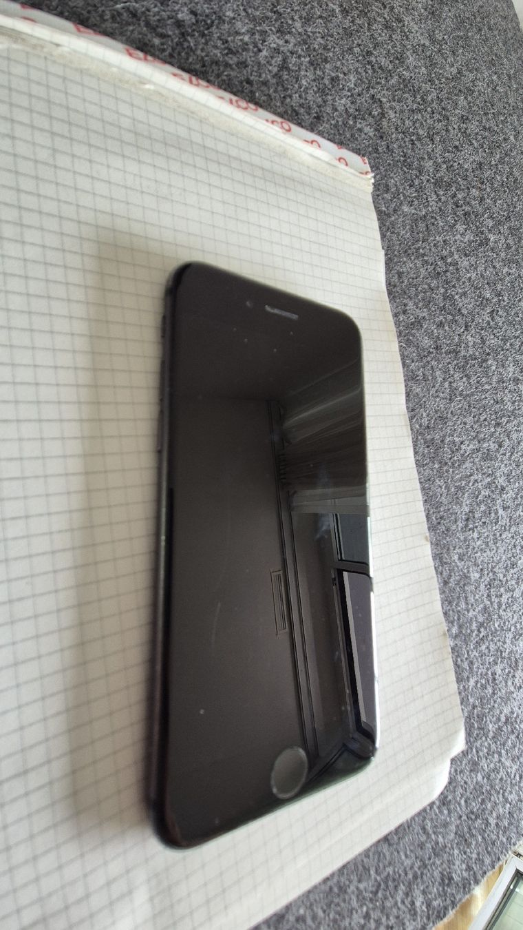 Apple Handys / Smartphones: iPhone 8, 256 GB, Schwarz – Gebraucht aus Zürich von kirkfdjg 5
