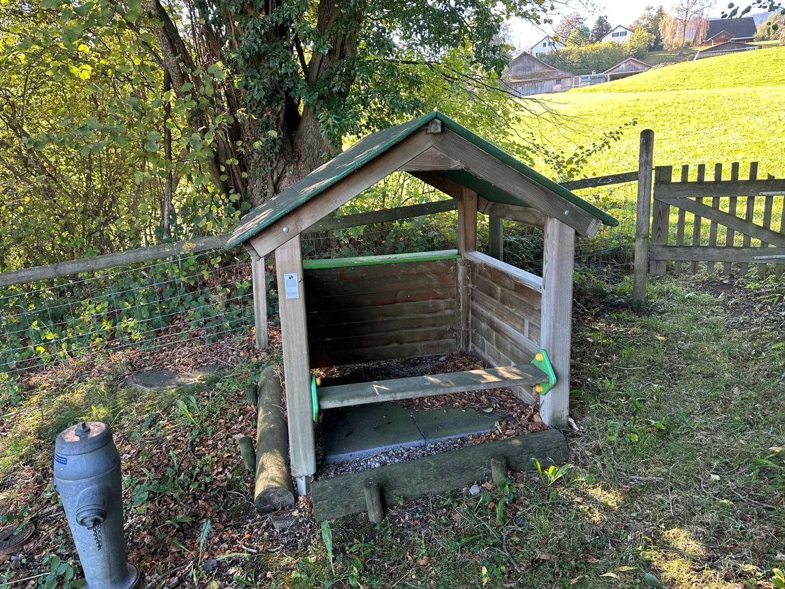 Casette per bambini: Kinderspielplatz Haus – Usato da Horgenberg venduto da Kira1991