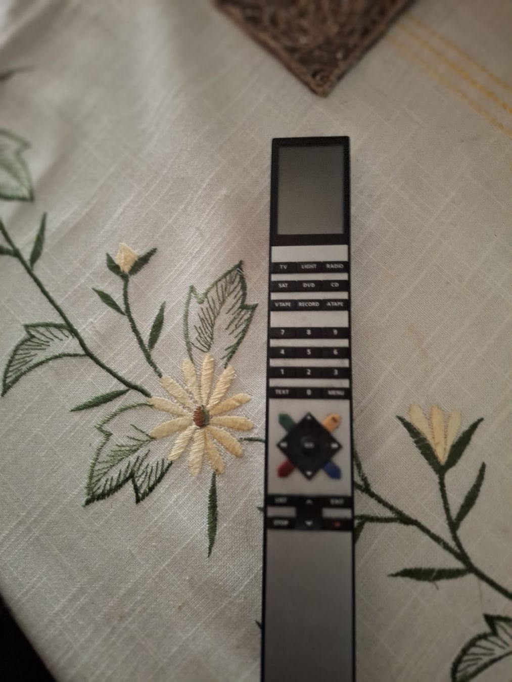 Bang & Olufsen Appareils TV: Bang Olufsen B & O MX4000 CRT – D'occasion à Kloten par Zachii 2