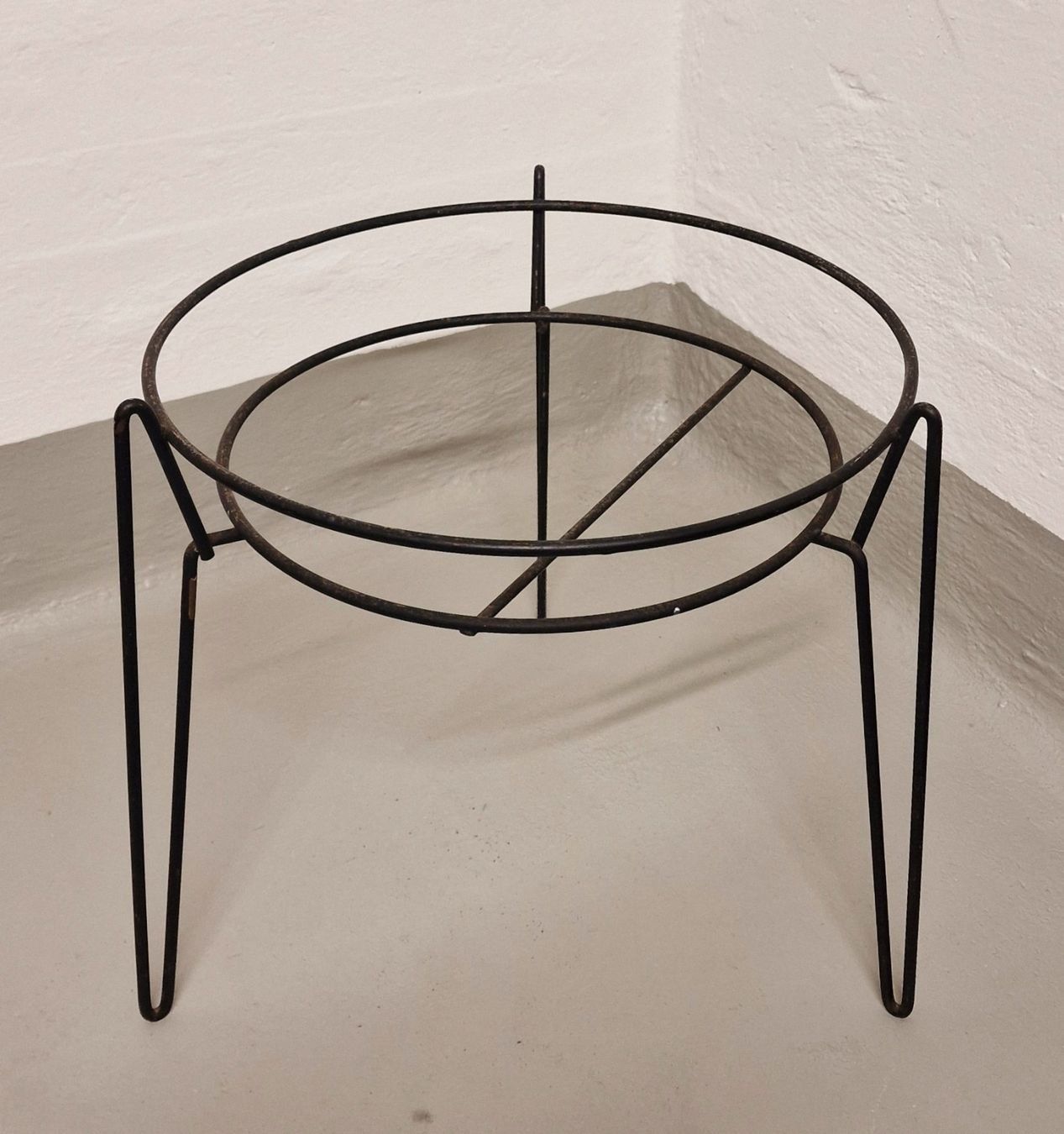 Autres articles pour la maison: Korbständer vintage – D'occasion à Herisau par fan_h9qj 1
