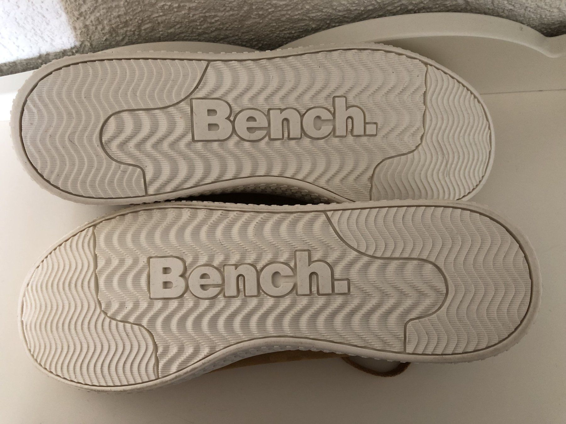 Bench Scarpe da donna: Sneakers safran Bench - 41 - neuf – Nuovo e nell'imballaggio originale da Cortaillod venduto da joa1717 5