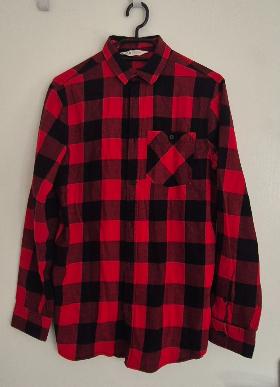 H&M Hemden, T-Shirts & Polos: Flanellhemd Gr.170 – Gebraucht aus Volketswil von Dokinka