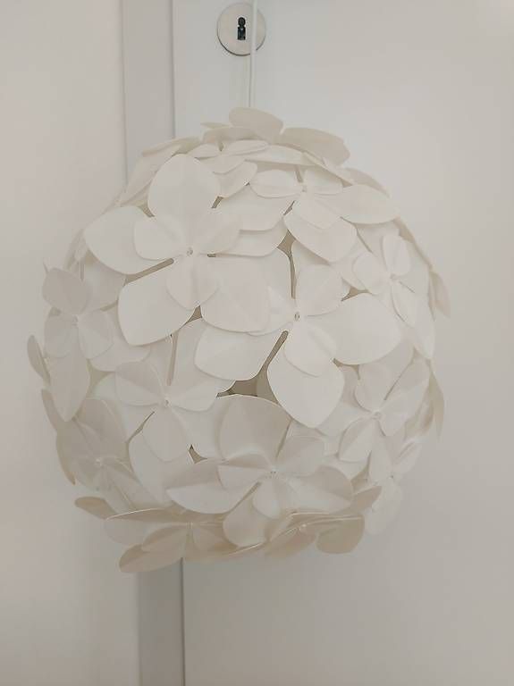Lampes: Suspension blanche - lot de 2 – D'occasion à Lausanne par dya_tkc9 2
