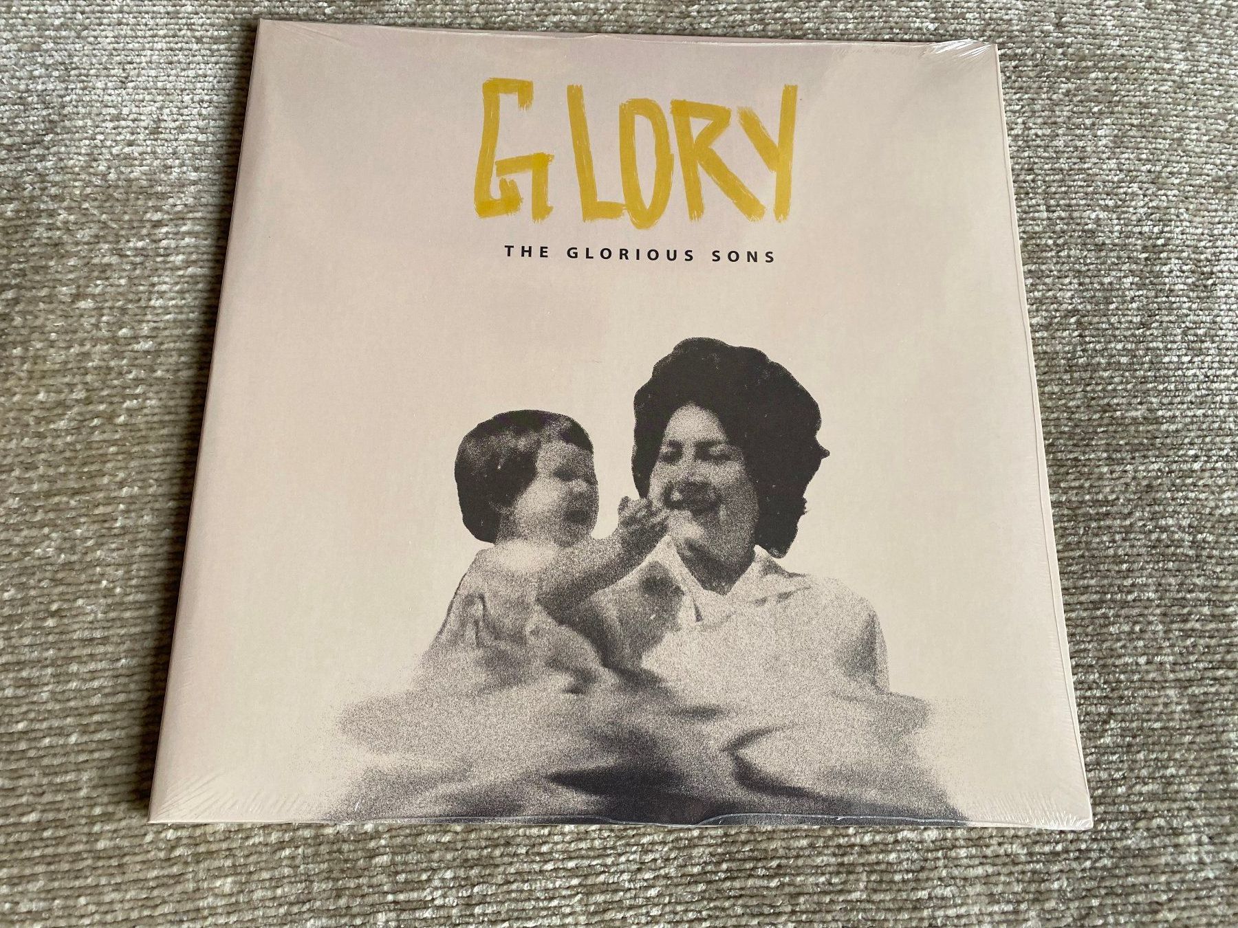 Dischi in vinile: The Glorious Sons – Glory / LP Bone – Nuovo e nell'imballaggio originale da Basel venduto da Dinosauce