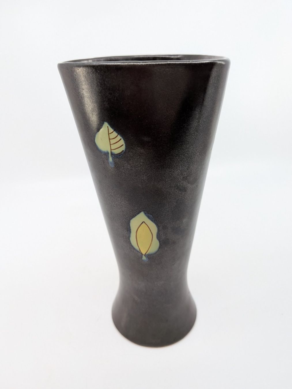 Vase & Récipients: Mid Century Keramik Vase nummeriert – D'occasion à Emmen par magelan 3