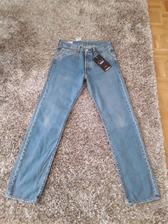 Levis