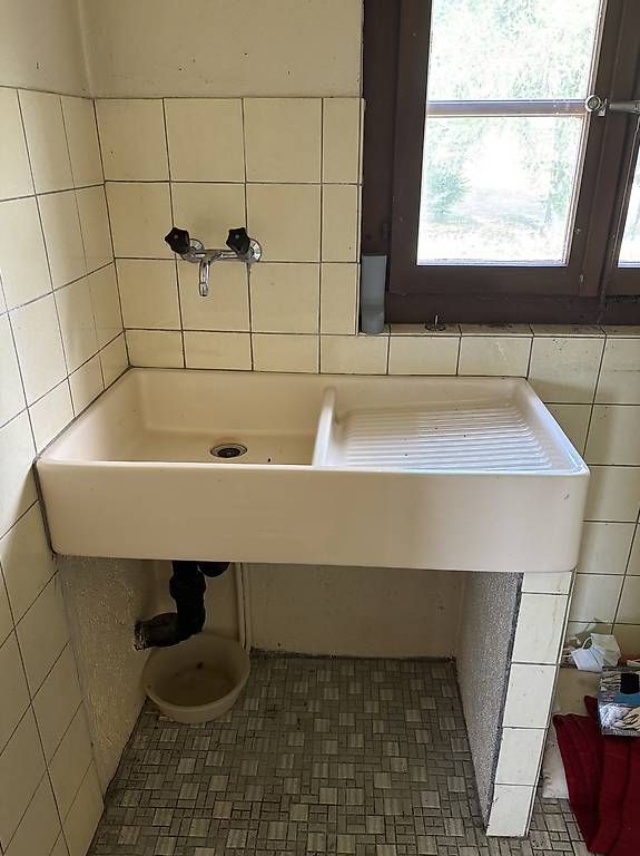 Spülbecken & Waschbecken: Évier ancien en grès – Gebraucht aus Lausanne von fni_z876 1