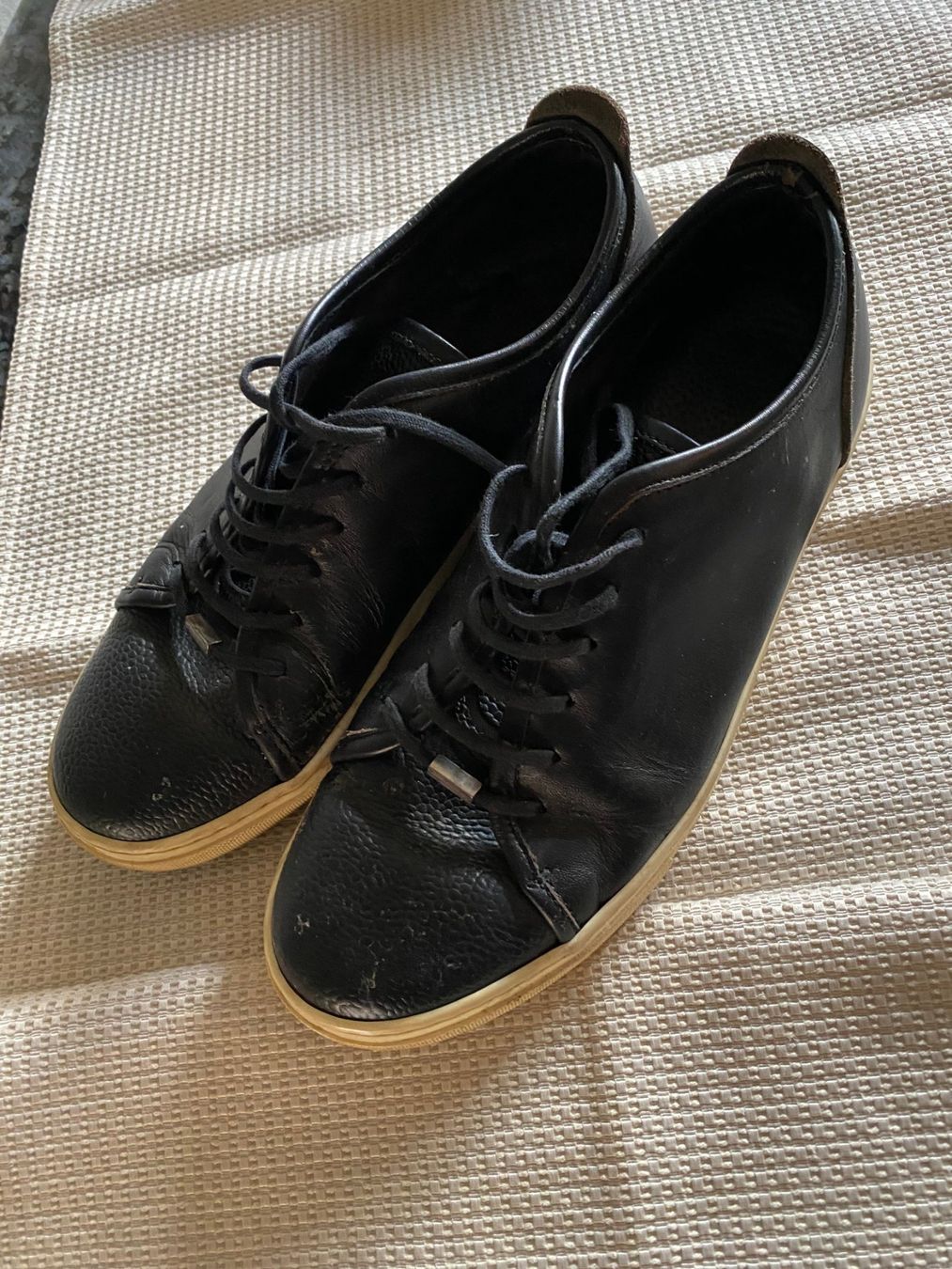 Scarpe da donna: J.Lindeberg Damenschuhe Grösse 40 – Usato da Allenwinden venduto da Obalu 3