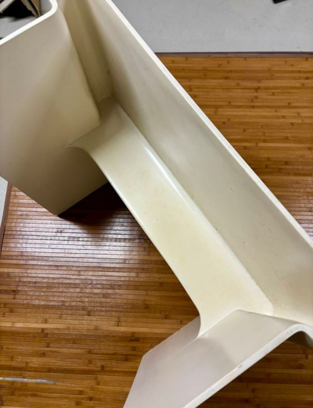 Tavoli: Tavolino design Space age – Usato da Ligornetto venduto da nic_rp2g 1