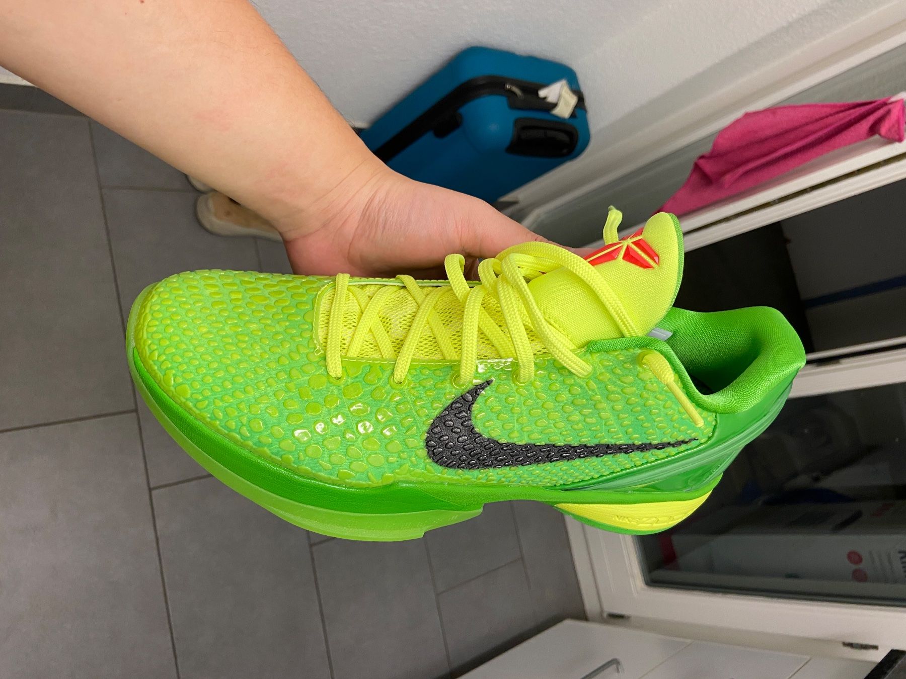 Scarpe da uomo: nike kobe 6 grinch size46 – Usato da Zürich venduto da zha_bs5p 2
