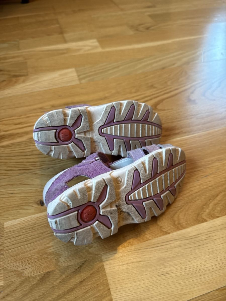 Elefanten Scarpe per ragazze: Elefanten Sandalen, lila, Gr. 25  – Usato da Ottikon venduto da Domito 3