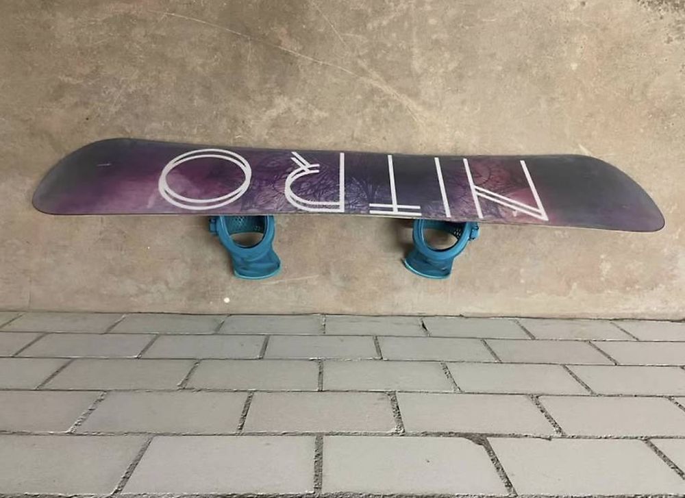 Snowboard & Bindings 5