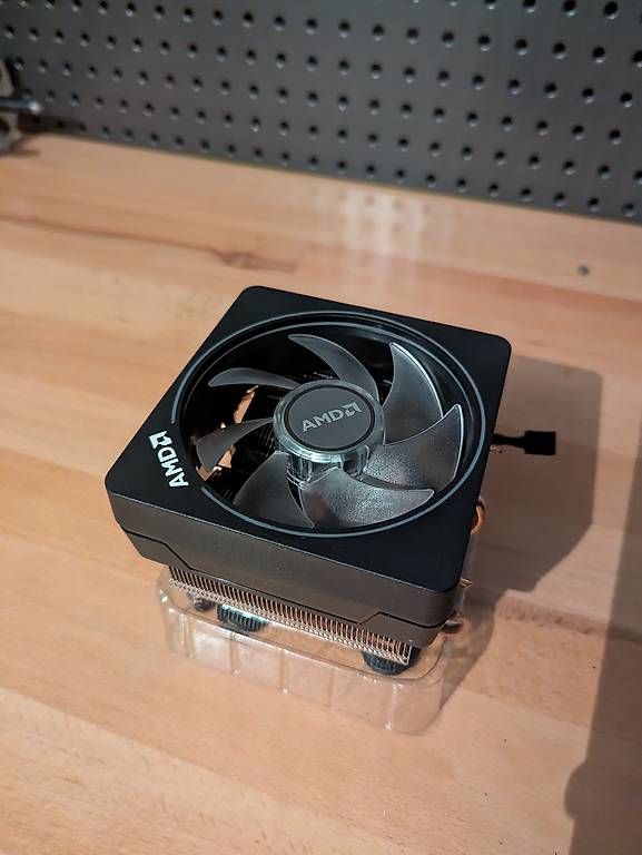 Ventilatori: AMD CPU Lüfter – Usato da Schwarzenburg venduto da Nic_F