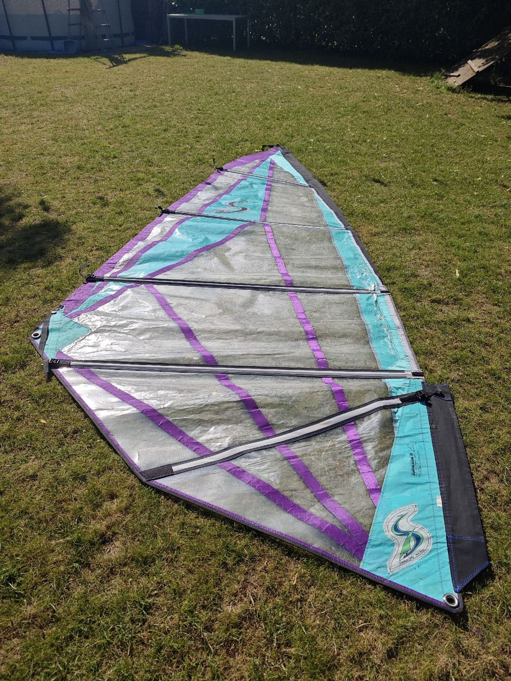 Surf: Windsurfsegel Set in verschiedenen Grössen – Usato da Worben venduto da RickSmitth 1
