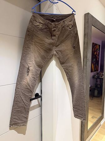 Please Jeans