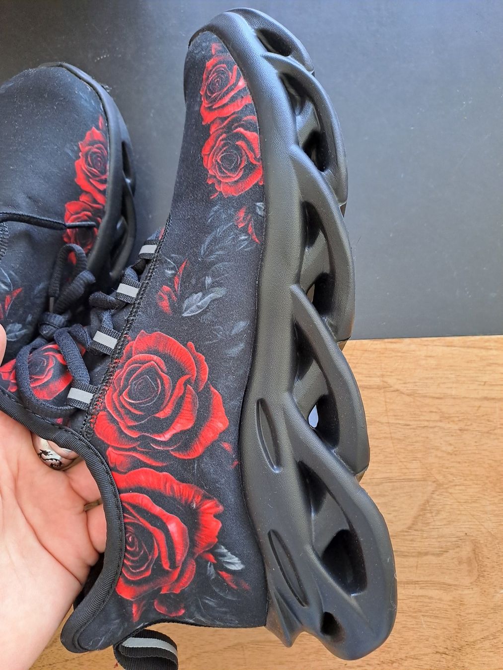 Damenschuhe: Halbschuhe Gothic / Rosen /schwarz Grösse 42 NEU – Neu (gemäss Beschreibung) aus Glashütten von Schwebefisch 2
