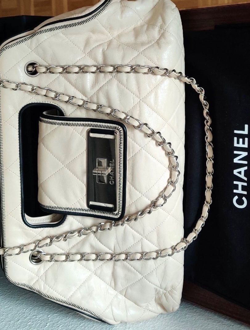 Chanel Borse da donna: CHANEL LEATHER SHOULDER HANDBAG – Usato da Zollikon venduto da ces-chic 5