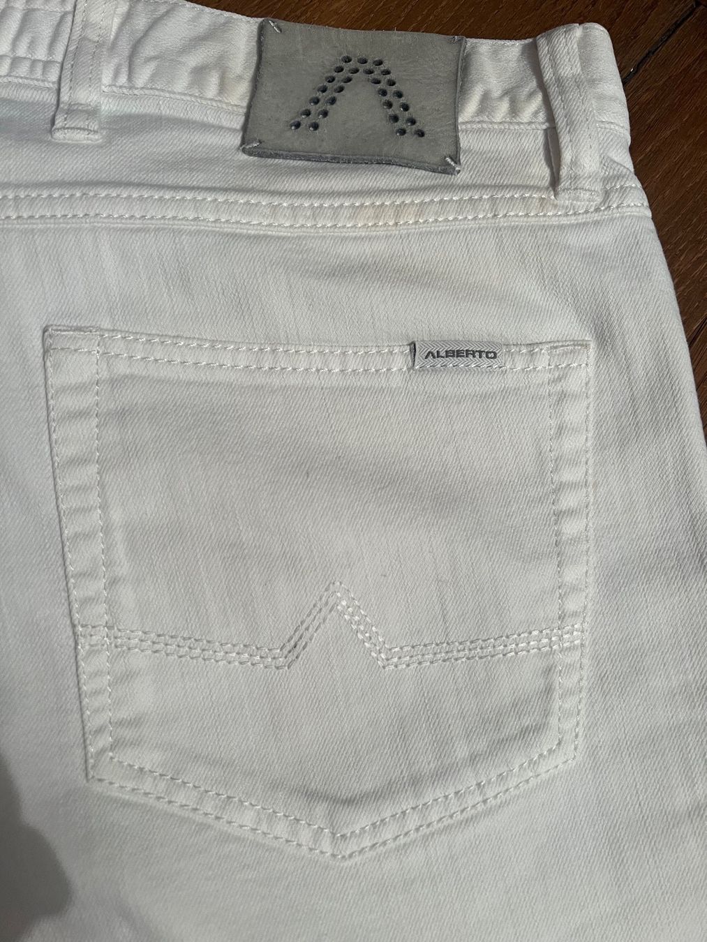 Jeans: ALBERTO DENIM JEANS – Usato da Zürich venduto da SWKA 5