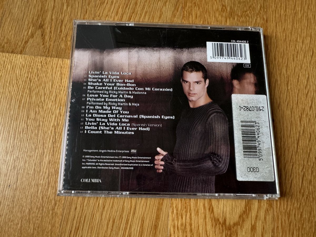 CDs: Ricky Martin CD "Livin' La Vida Loca" – Gebraucht aus Zürich von wtpooh 1