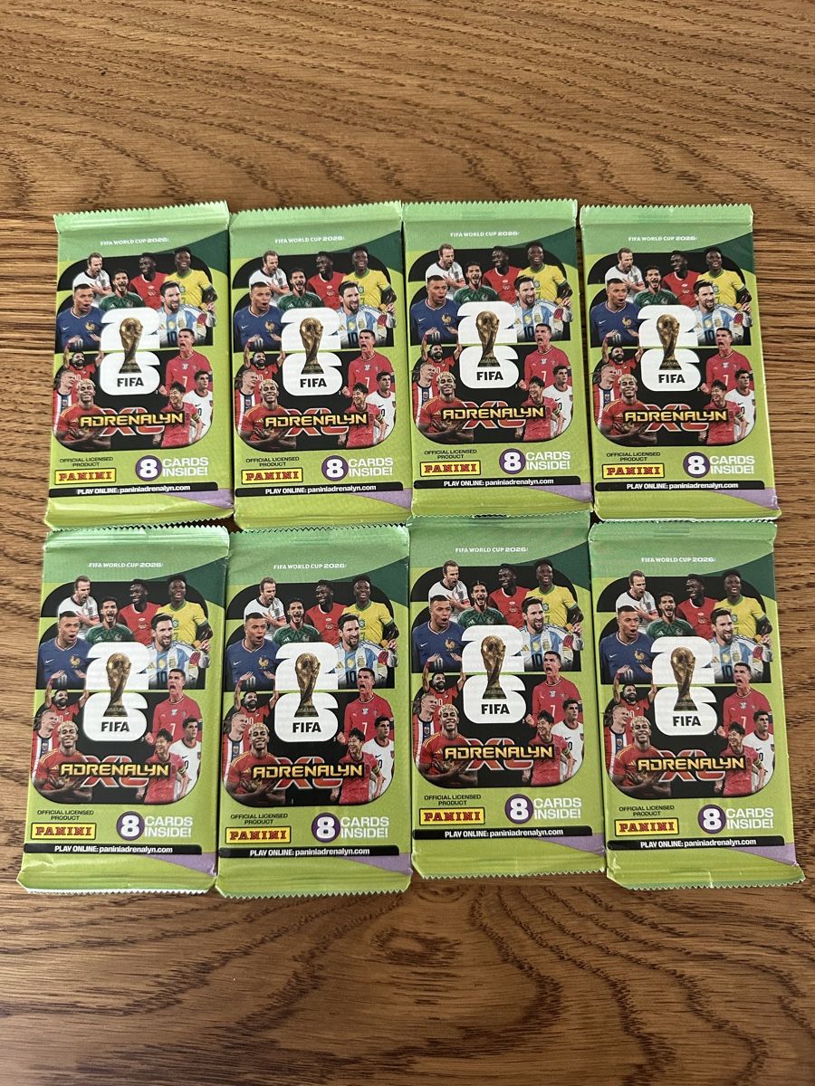 Panini Cartes à collectionner: 8 Päckli Adrenalyn XL World Cup – Neuf avec emballage d'origine à Ostermundigen par hansuelipeterli