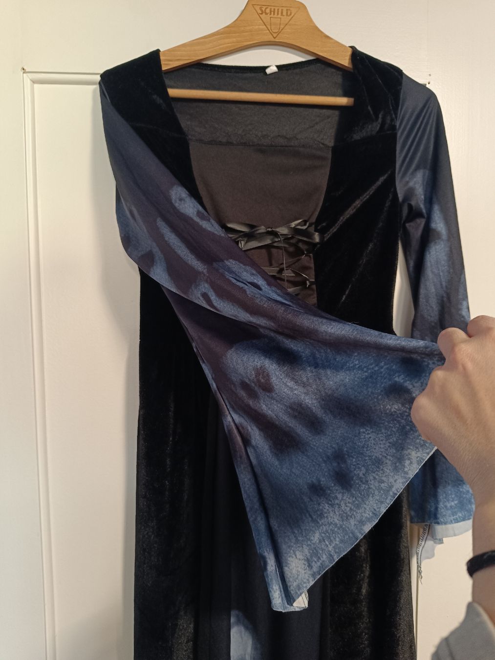 Costumi: Hexenkostüm, Hexenkleid – Nuovo (secondo la descrizione) da Biberist venduto da Belzebu