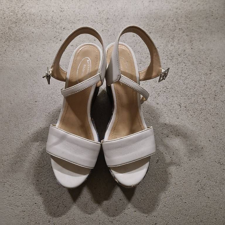 Scarpe da donna: Sandali con zeppa – Usato da Rancate venduto da fra_nnx6