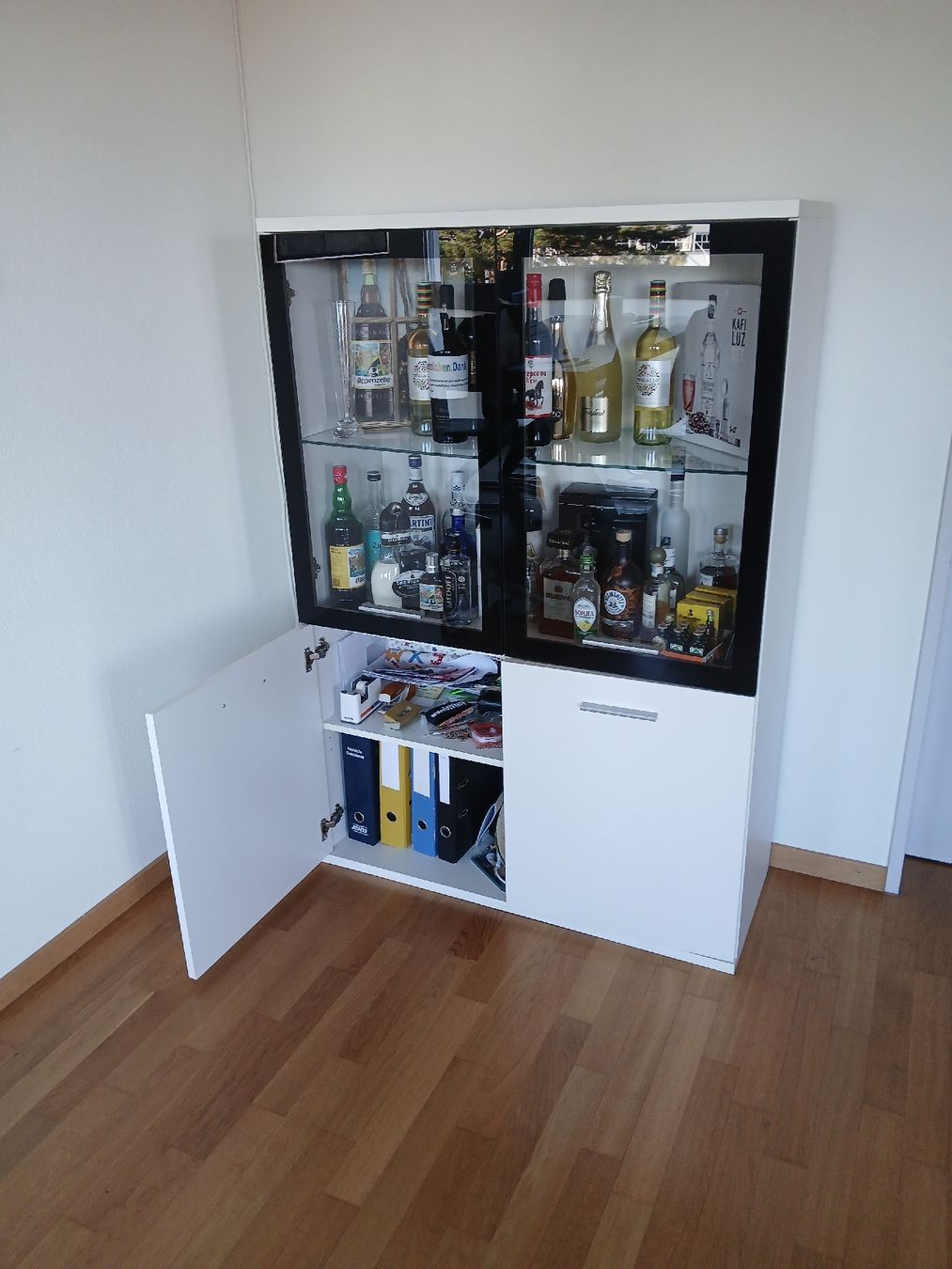 Vitrines: Schöne Vitrine – D'occasion à Hohentannen par Tosio6 3