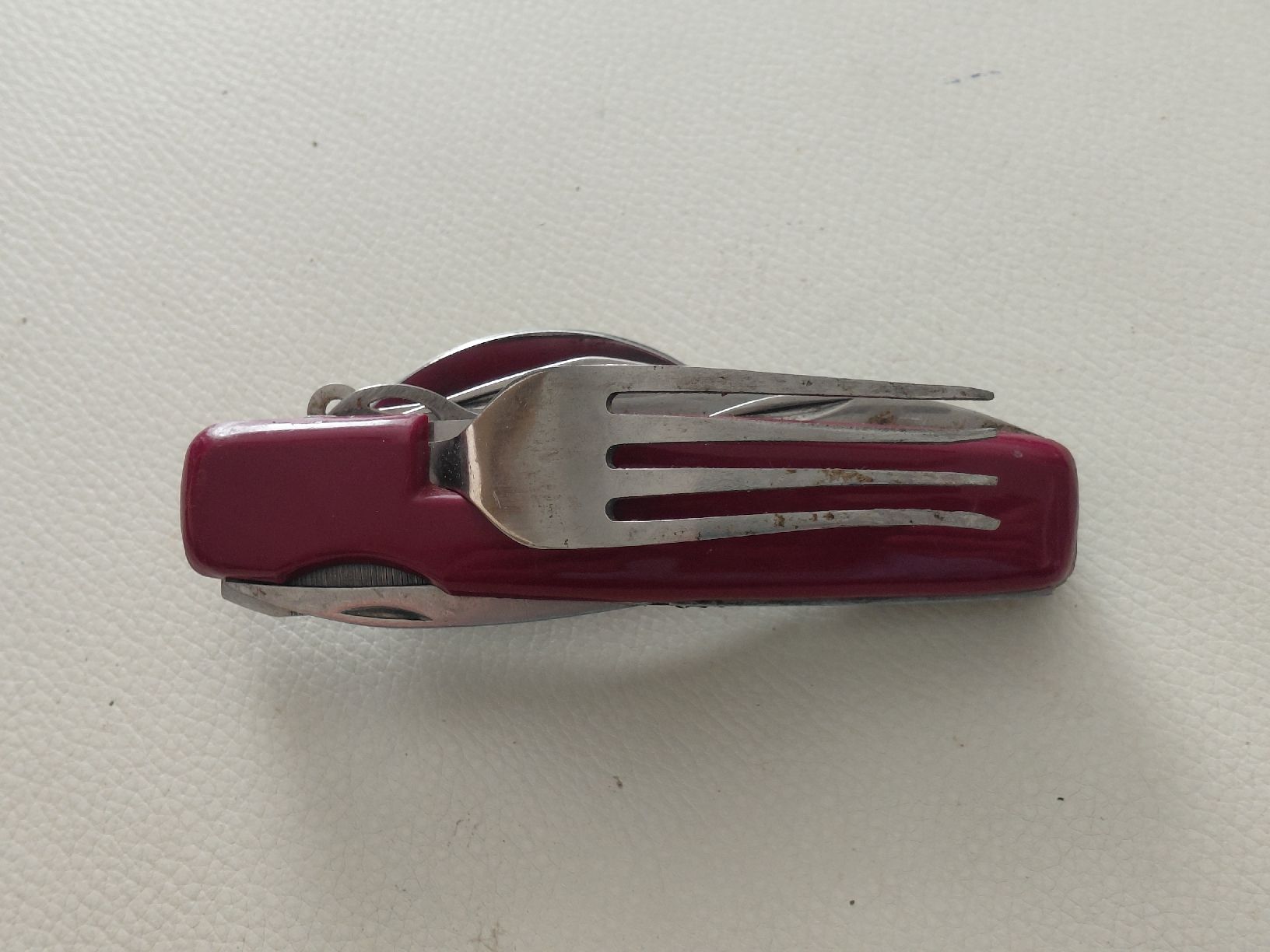Accessoires: Multifunktionsbesteck rot Edelstahl gebraucht – D'occasion à Belp par mar_76s8 3
