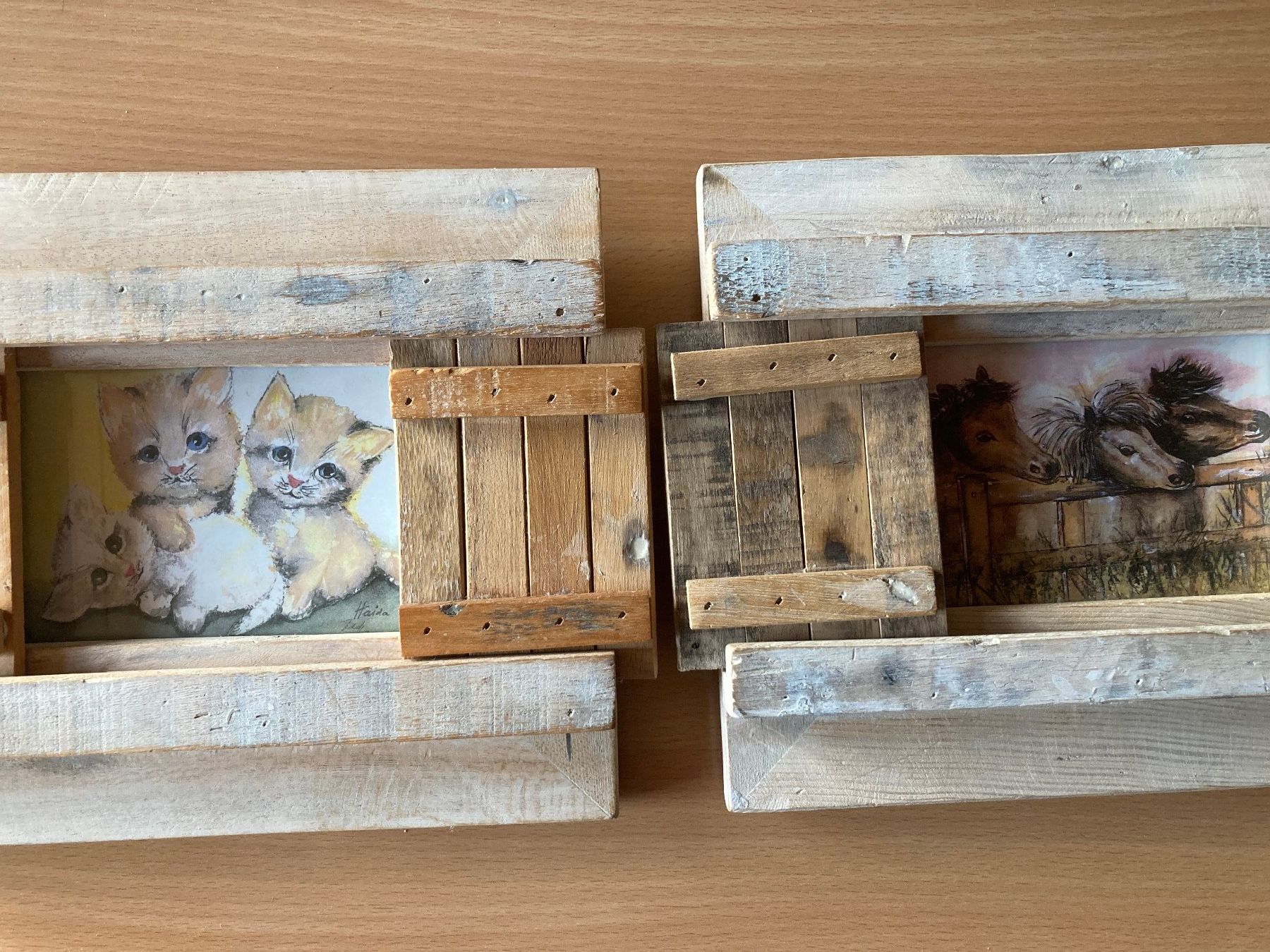 Dipinti: 2 Kunstbilder von Ida Häusermann Katzen und Pferde – Usato da Lütisburg venduto da wiesenpippau