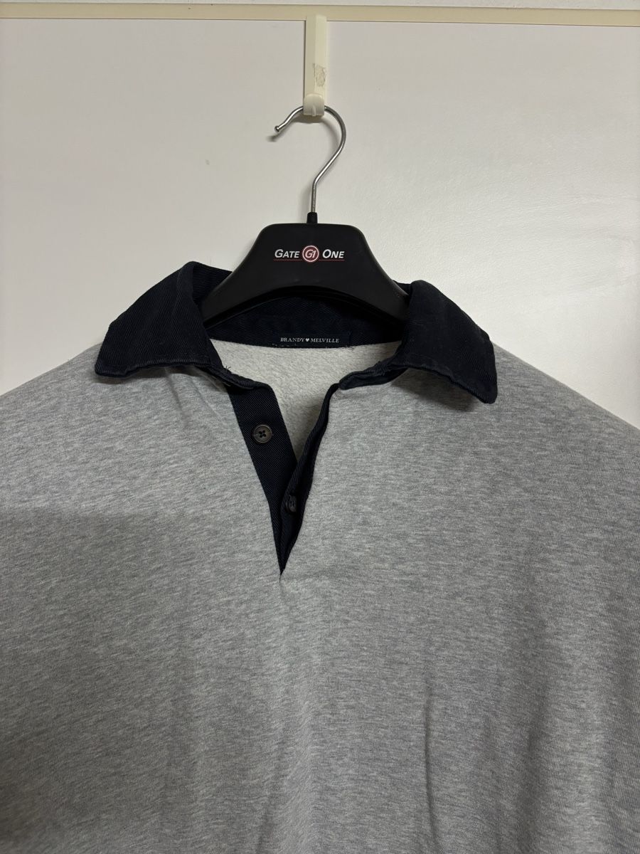 Maglioni & Felpe: Pullover Grau mit Kragen Grösse L guter Zustand – Usato da Aarwangen venduto da mic_r7gc 1