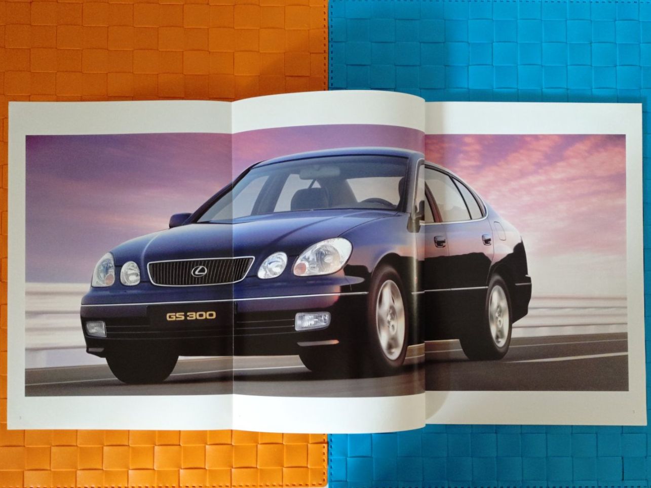 Riviste & Magazine: LEXUS GS300 - Prospekt / Katalog – Usato da Viganello venduto da CARLiteratur 2