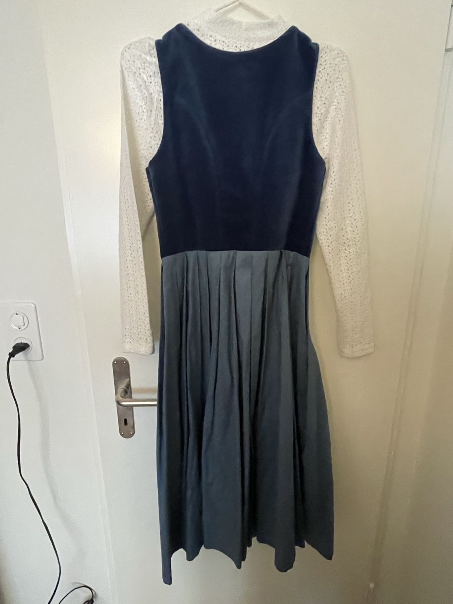 Vestiti: Dirndl  – Nuovo (secondo la descrizione) da Luzern venduto da lea_7hn8 4