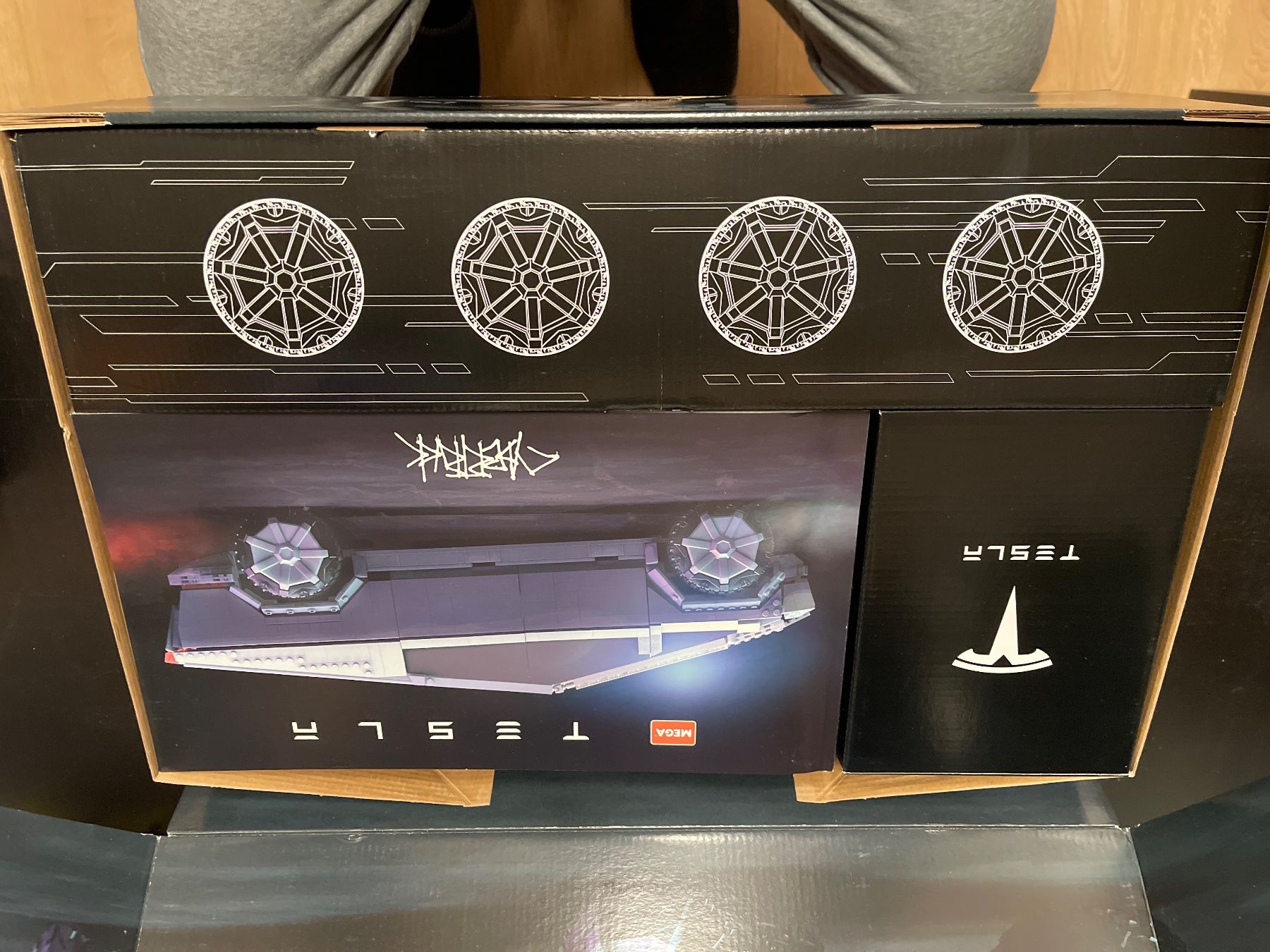 Mega Kit di costruzioni: Mega Tesla Cybertruck Bausatz – Usato da Villigen venduto da ONITRO81 3