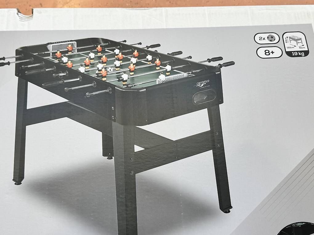 Giochi: Neuer Tischfussball, noch originalverpackt. – Nuovo e nell'imballaggio originale da Cugnasco venduto da ile_5jb9 1