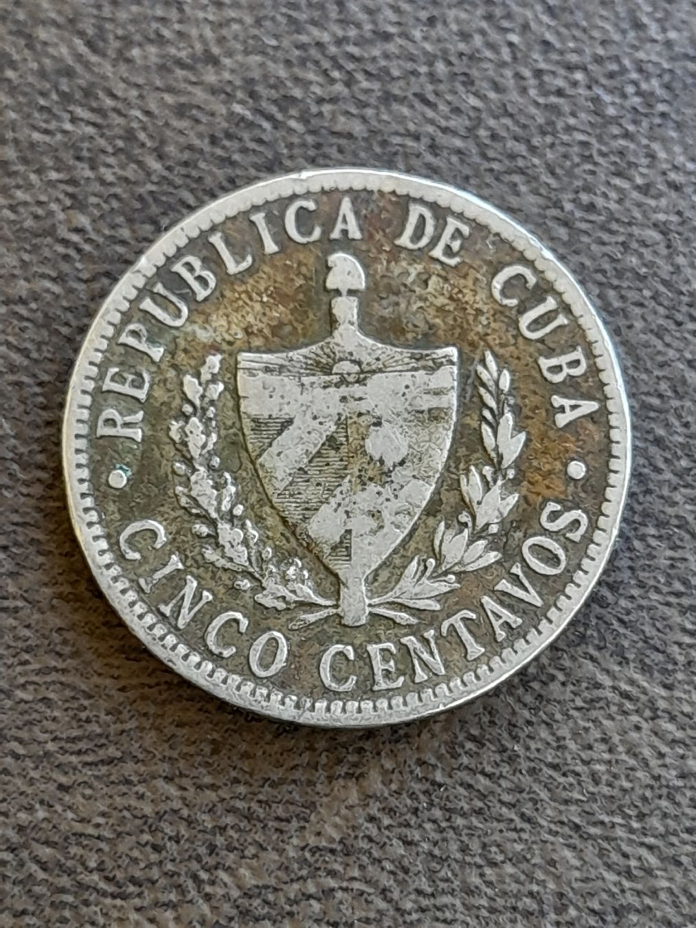 Tutti le monete: 10 Centavos 1946 Kuba  – Usato da Basel venduto da Basel_20 1