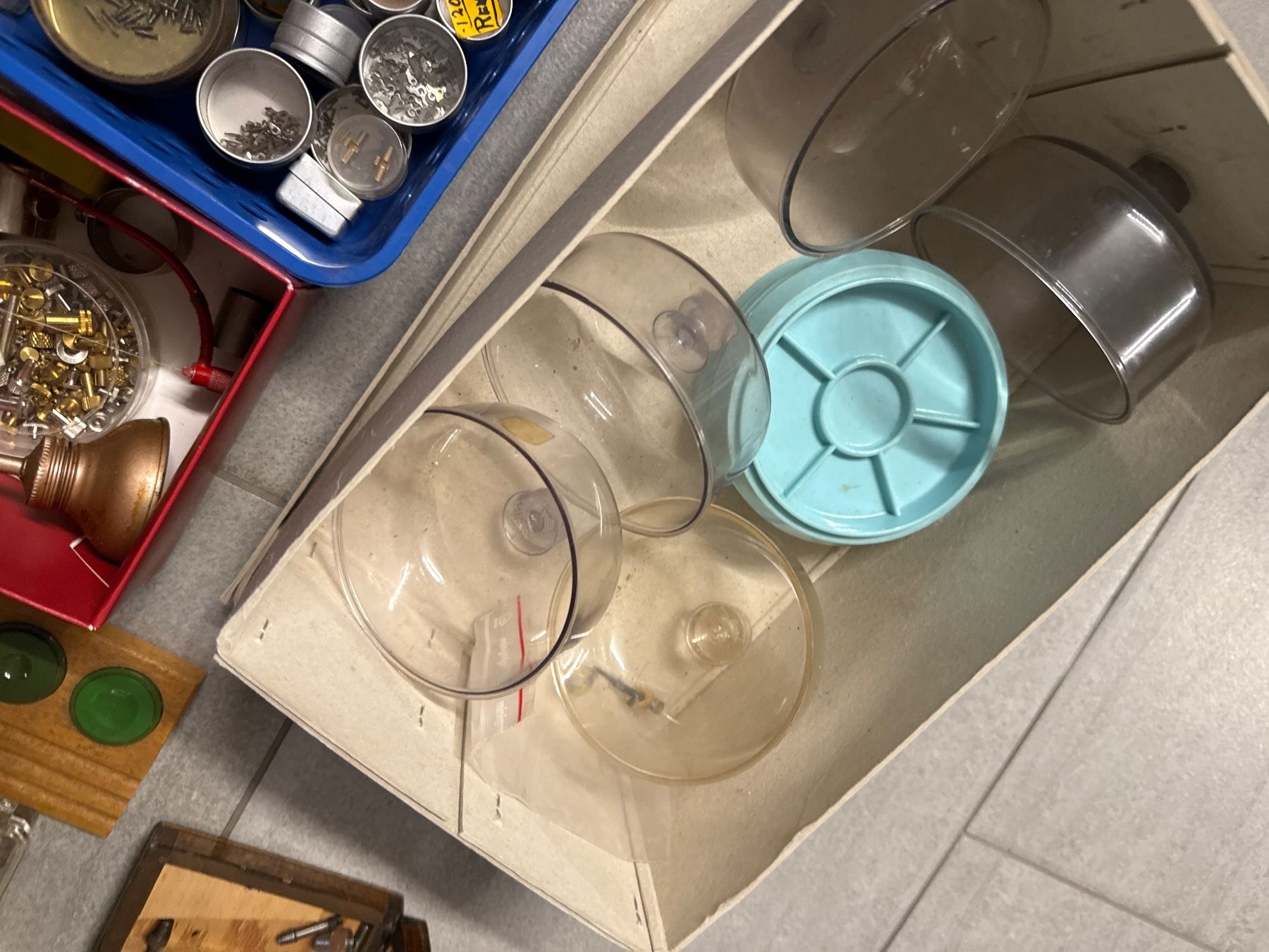 Tutti gli attrezzi: Uhrenteile & Werkzeug – Usato da Derendingen venduto da iven70 7