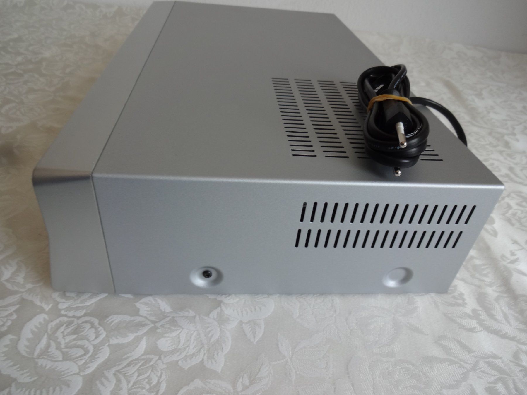 Enregistreurs: Tech Line  Mod. DVC 64;  VHS Recorder /DVD – D'occasion à Frauenfeld par rey06 4