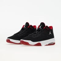 Jordan Max Aura 2 GS • Gr. 39 • Black/Gym Red