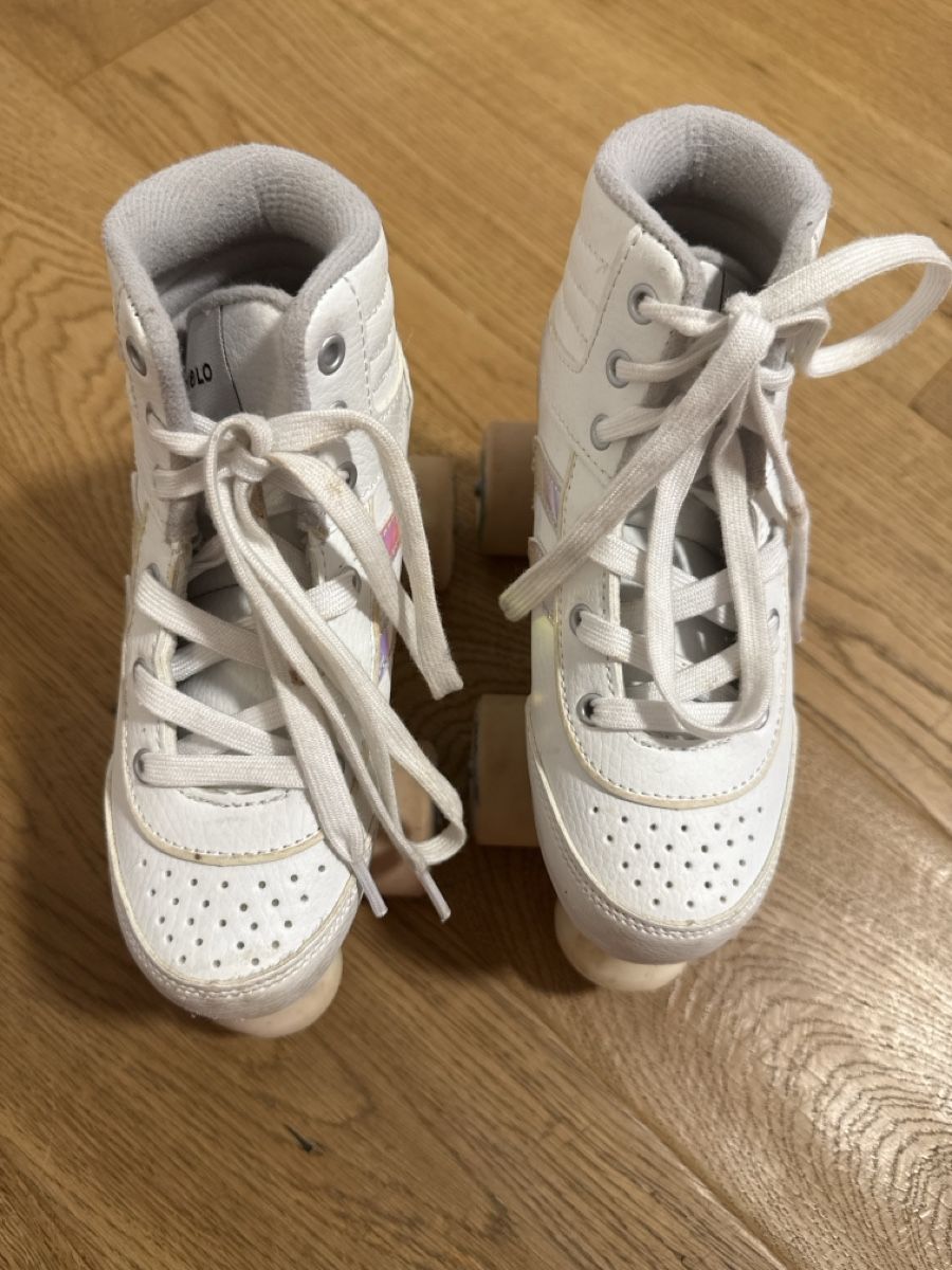 Oxelo Inline-Skating & Rollschuhe: Oxelo Rollschuhe, Größe EU 32 – Gebraucht aus Horw von Edith1981 2
