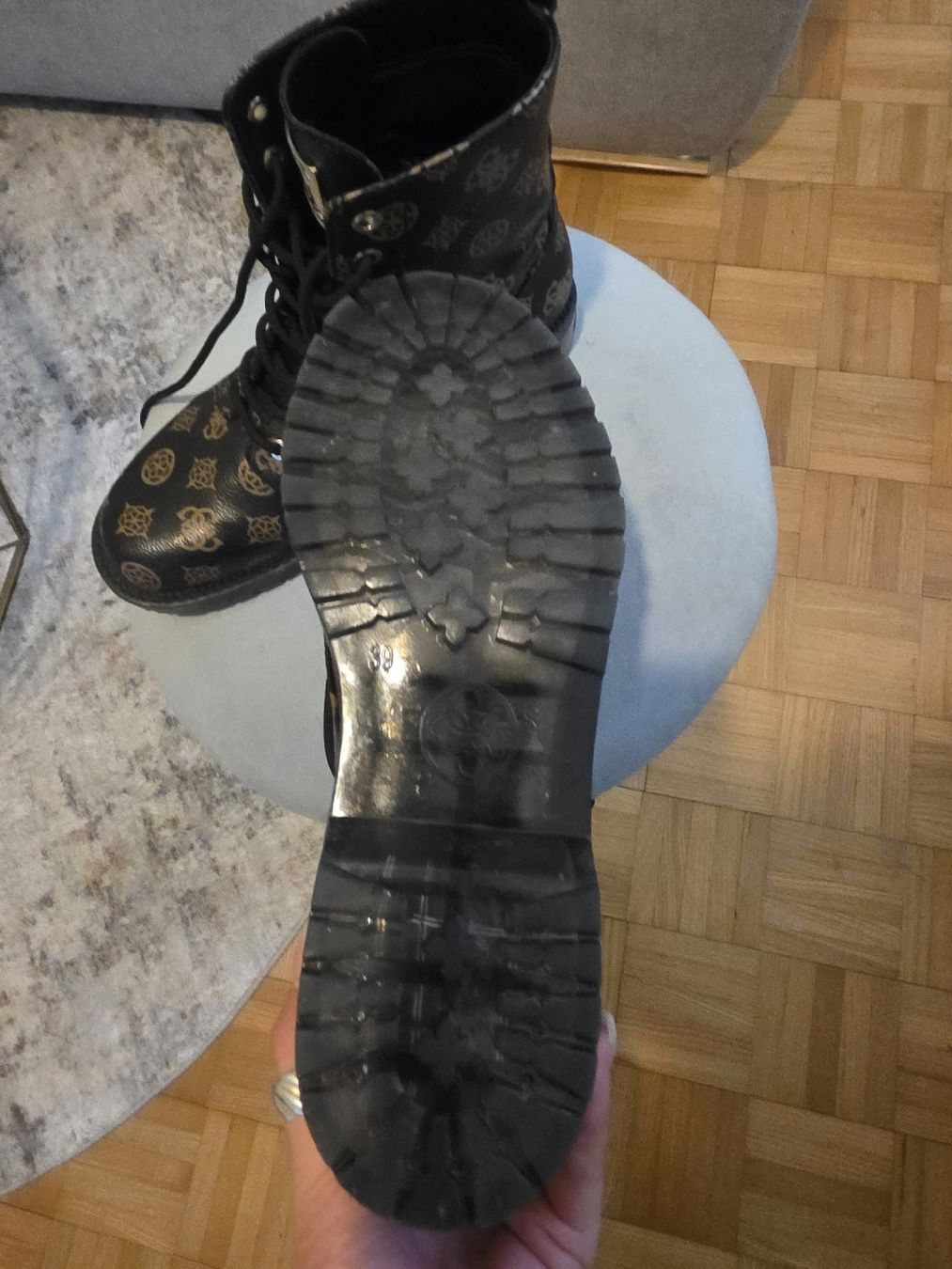 Guess Scarpe da donna: Guess Stiefeletten – Nuovo (secondo la descrizione) da Wangen b. Olten venduto da kaj.ya 4