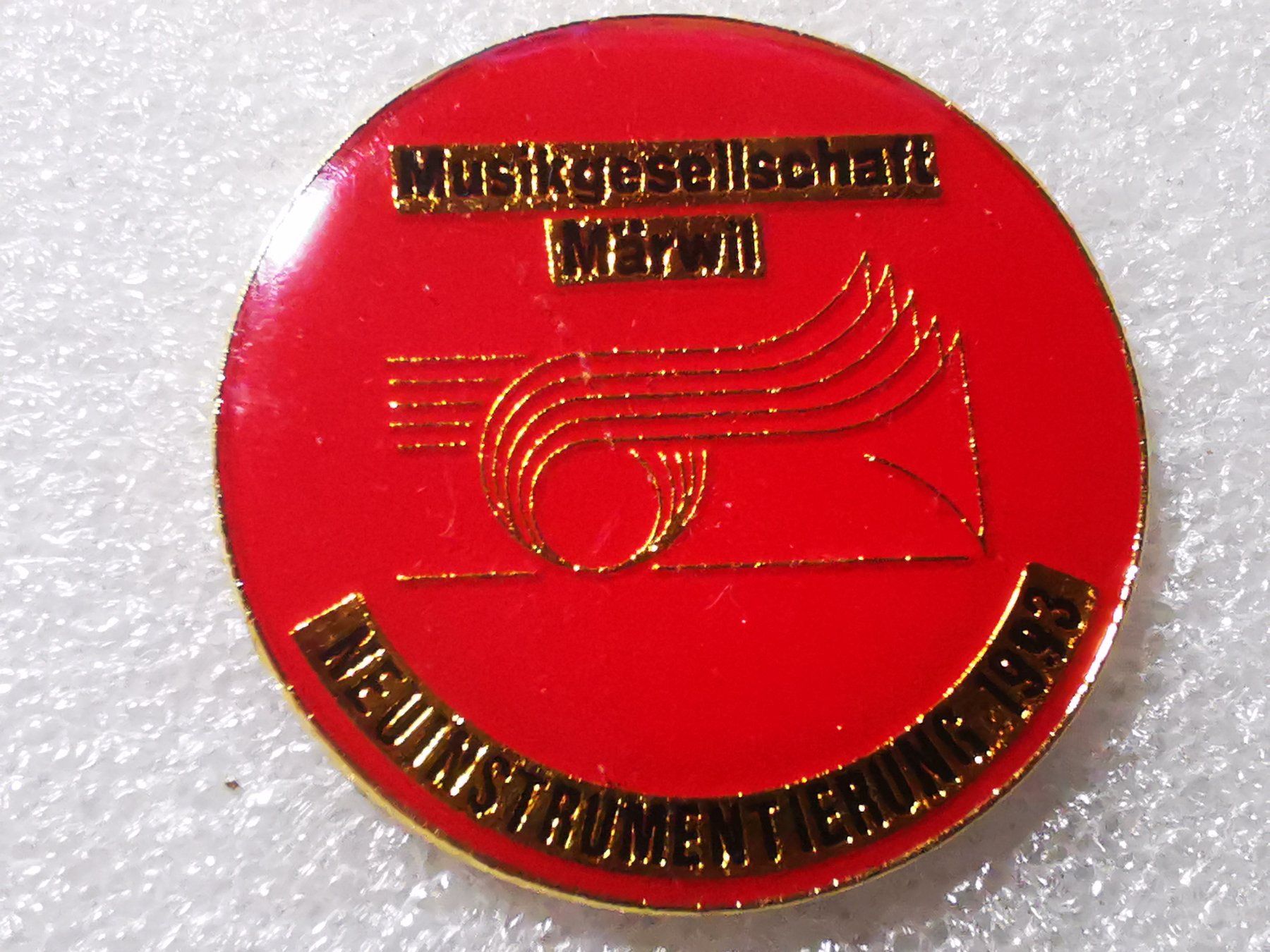 Plaketten & Abzeichen: Ansteckpin 101: Musikgesellschaft Märwil – Gebraucht aus Oppligen von Pin-Fall-Shop